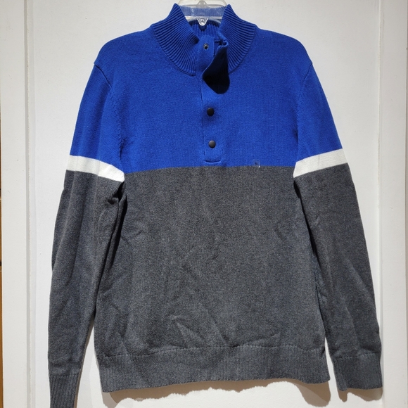 Express Sweater - Picture 2 of 8